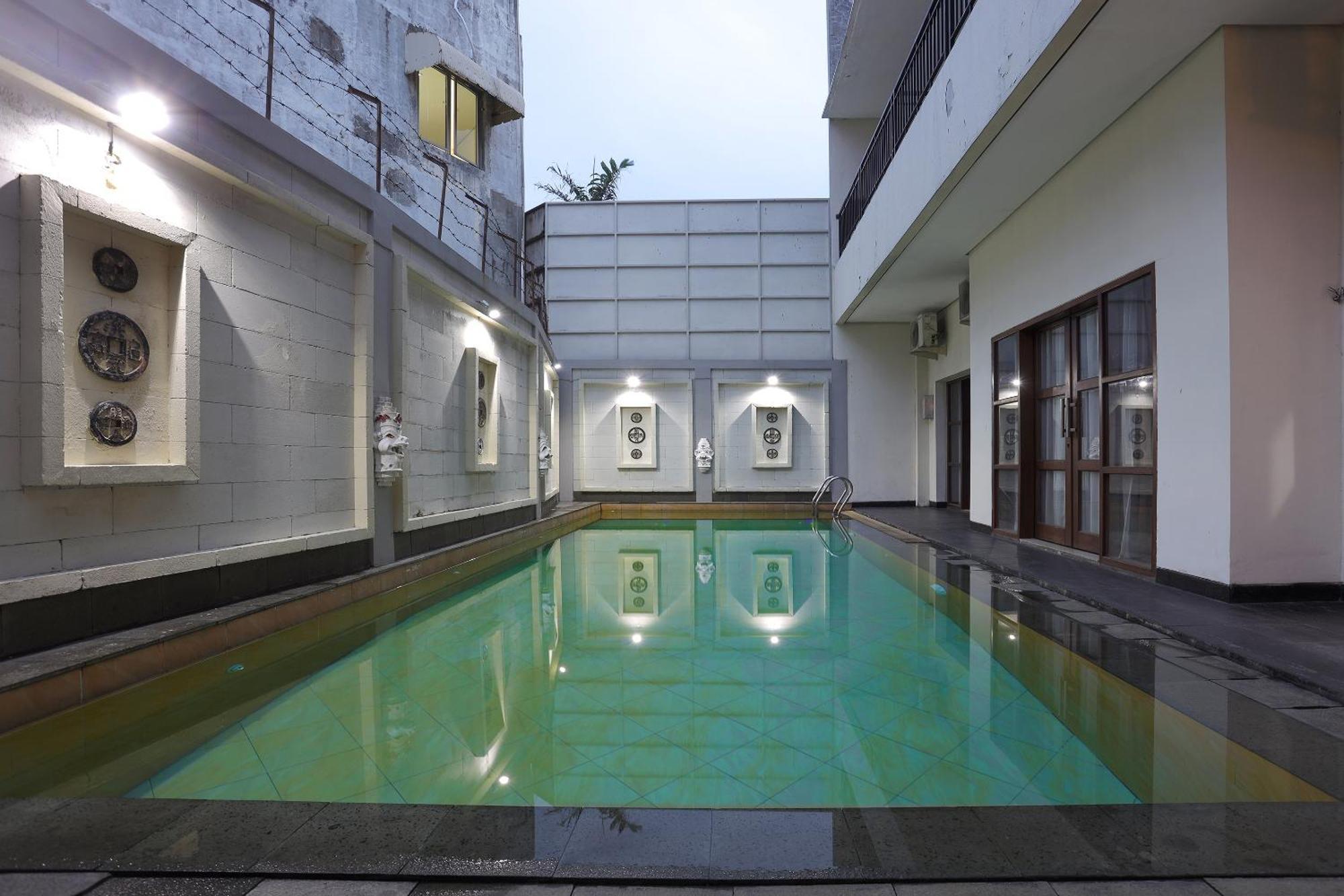 Jambuluwuk Residence Pakubuwono Джакарта Екстер'єр фото